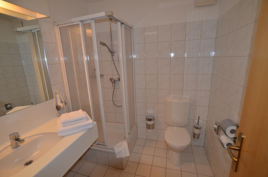 Ferienwohnung 2 Im Haus Huehnergott Sellin Pokój zdjęcie